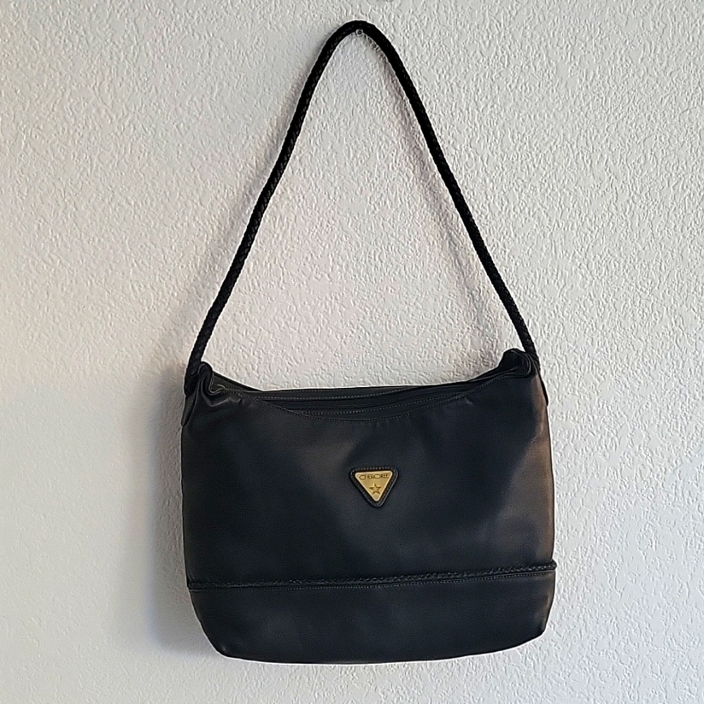Cherokee shoulder bag